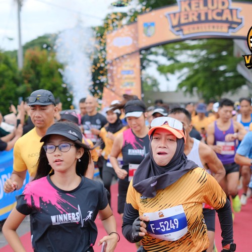 Race photo from KELUD VERTICAL CHALLENGE 2025