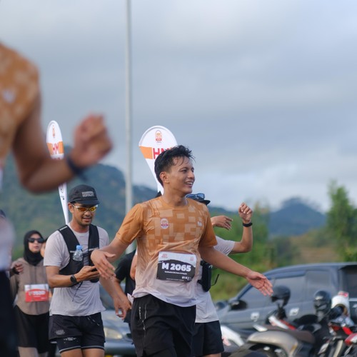 Race photo from KEDIRI HALF MARATHON 2026
