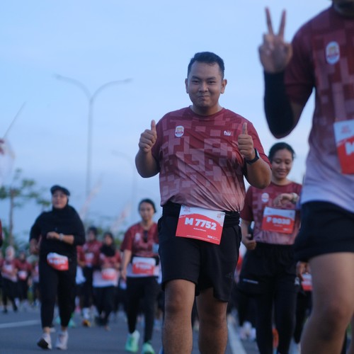 Race photo from KEDIRI HALF MARATHON 2026
