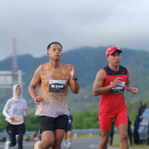 Race photo from KEDIRI HALF MARATHON 2026
