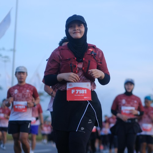 Race photo from KEDIRI HALF MARATHON 2026