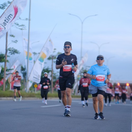 Race photo from KEDIRI HALF MARATHON 2026