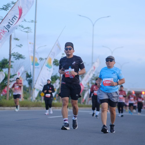 Race photo from KEDIRI HALF MARATHON 2026