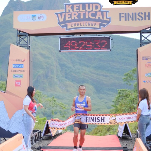 Race photo from KELUD VERTICAL CHALLENGE 2025