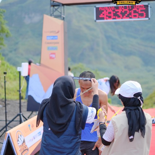 Race photo from KELUD VERTICAL CHALLENGE 2025