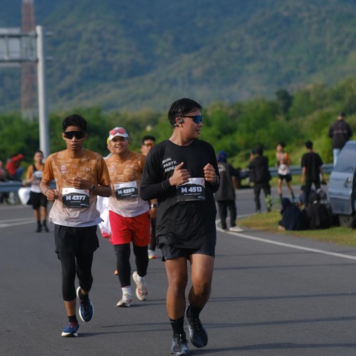 Race photo from KEDIRI HALF MARATHON 2026