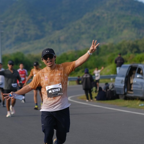 Race photo from KEDIRI HALF MARATHON 2026