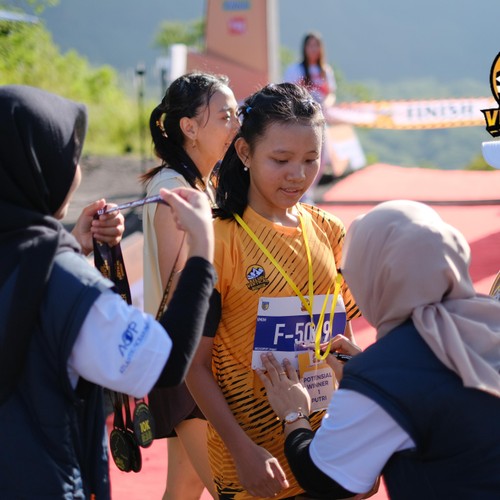 Race photo from KELUD VERTICAL CHALLENGE 2025