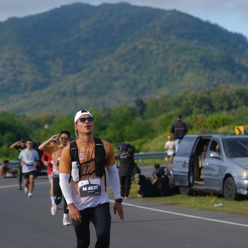 Race photo from KEDIRI HALF MARATHON 2026