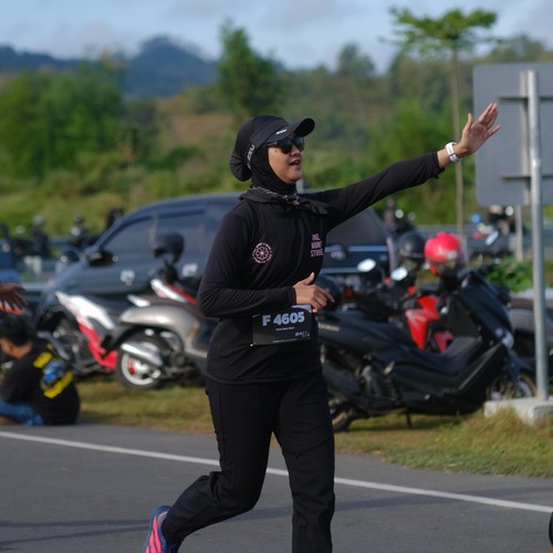 Race photo from KEDIRI HALF MARATHON 2026