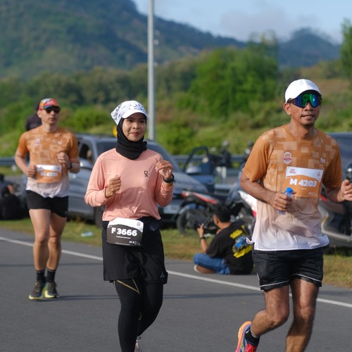 Race photo from KEDIRI HALF MARATHON 2026