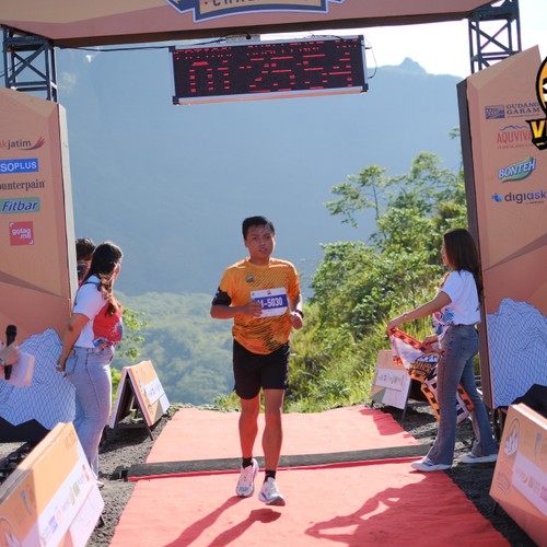 Race photo from KELUD VERTICAL CHALLENGE 2025