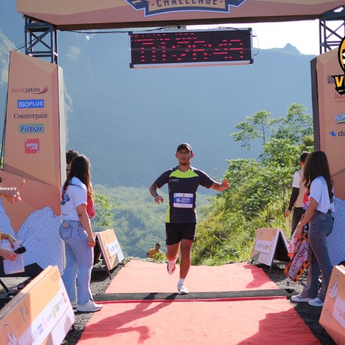 Race photo from KELUD VERTICAL CHALLENGE 2025