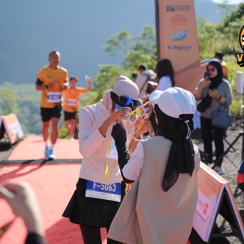 Race photo from KELUD VERTICAL CHALLENGE 2025