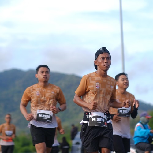 Race photo from KEDIRI HALF MARATHON 2026