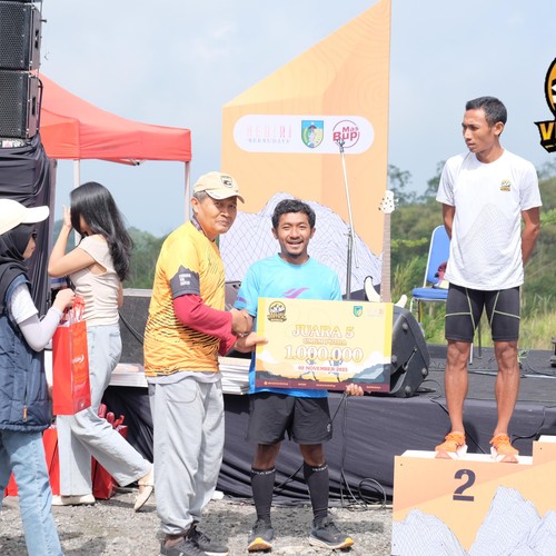 Race photo from KELUD VERTICAL CHALLENGE 2025