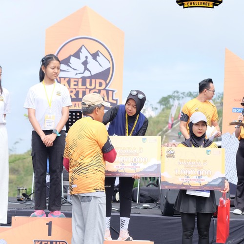 Race photo from KELUD VERTICAL CHALLENGE 2025