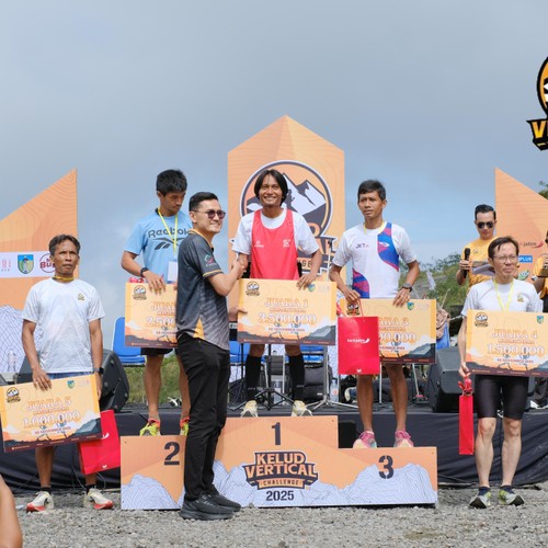 Race photo from KELUD VERTICAL CHALLENGE 2025