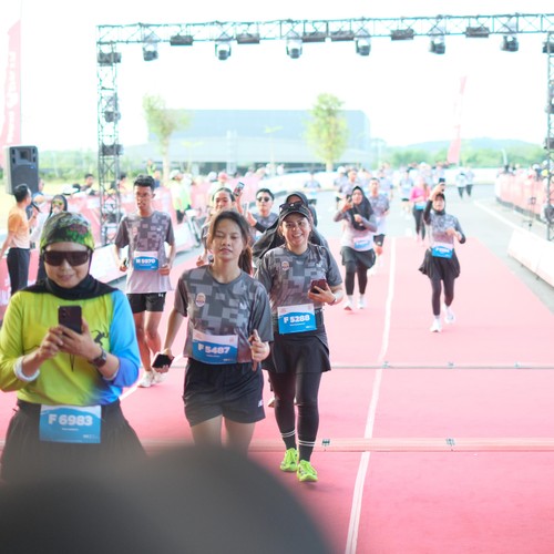 Race photo from KEDIRI HALF MARATHON 2026