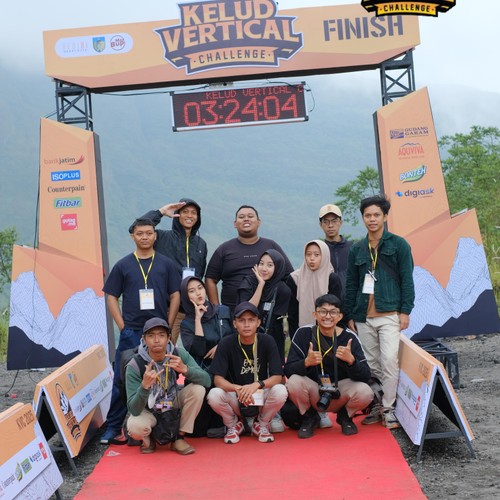 Race photo from KELUD VERTICAL CHALLENGE 2025