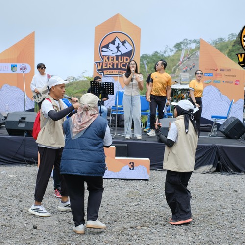 Race photo from KELUD VERTICAL CHALLENGE 2025