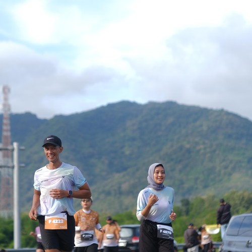 Race photo from KEDIRI HALF MARATHON 2026