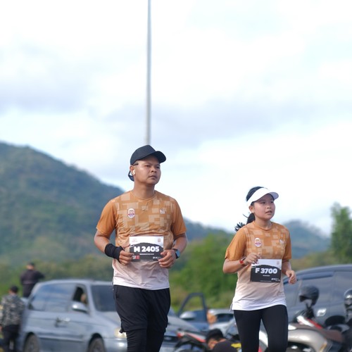 Race photo from KEDIRI HALF MARATHON 2026