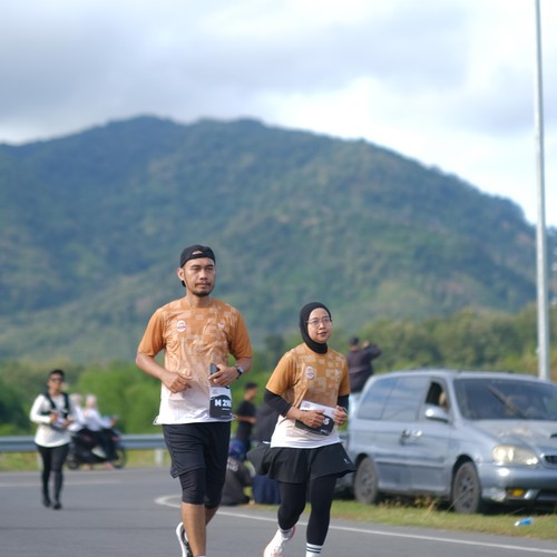 Race photo from KEDIRI HALF MARATHON 2026