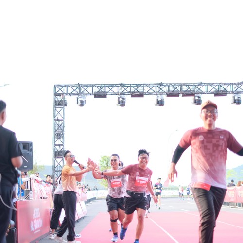 Race photo from KEDIRI HALF MARATHON 2026