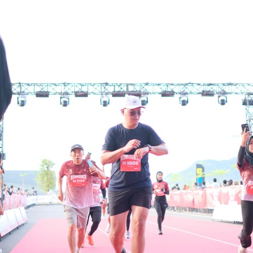 Race photo from KEDIRI HALF MARATHON 2026