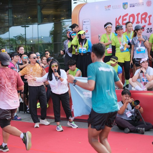 Race photo from KEDIRI HALF MARATHON 2026
