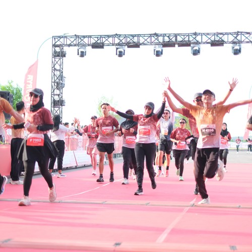 Race photo from KEDIRI HALF MARATHON 2026