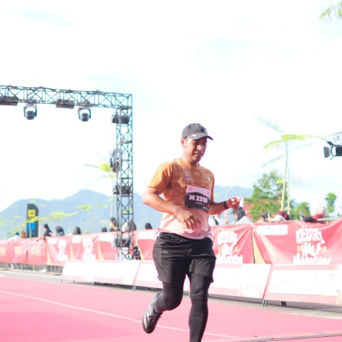 Race photo from KEDIRI HALF MARATHON 2026