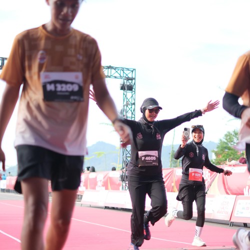 Race photo from KEDIRI HALF MARATHON 2026