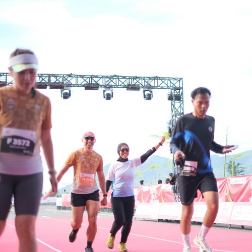 Race photo from KEDIRI HALF MARATHON 2026