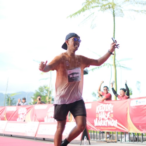 Race photo from KEDIRI HALF MARATHON 2026