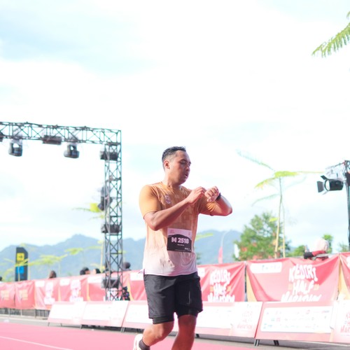 Race photo from KEDIRI HALF MARATHON 2026