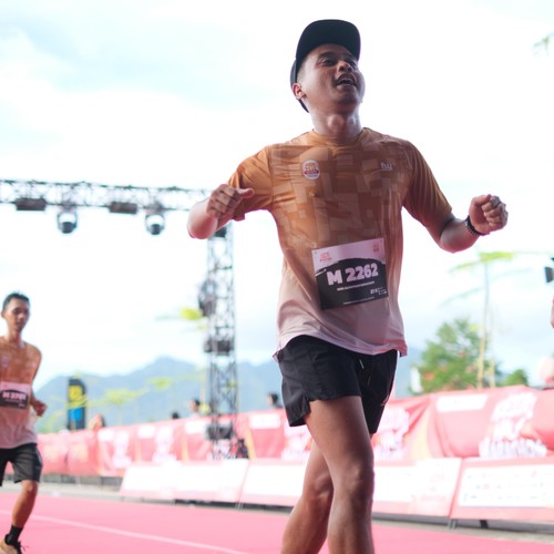 Race photo from KEDIRI HALF MARATHON 2026