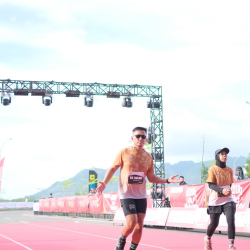 Race photo from KEDIRI HALF MARATHON 2026