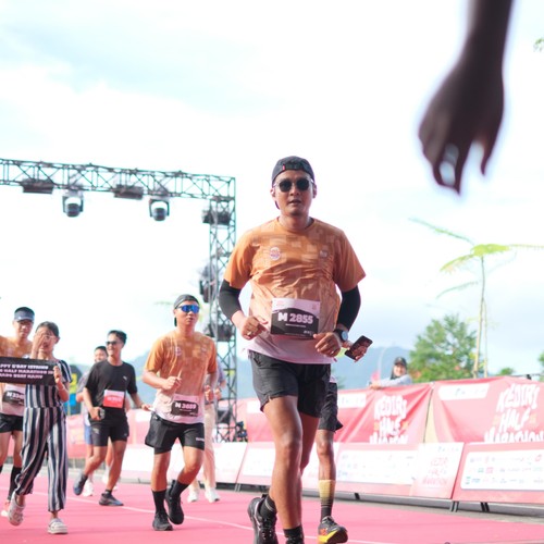 Race photo from KEDIRI HALF MARATHON 2026
