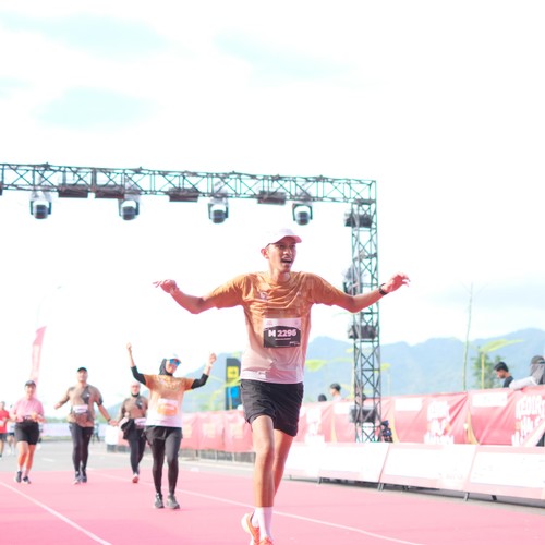 Race photo from KEDIRI HALF MARATHON 2026