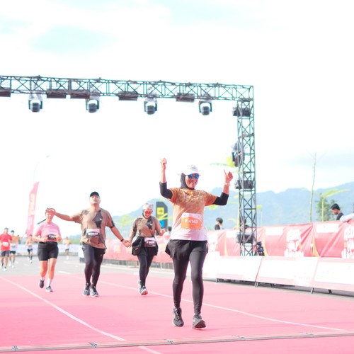 Race photo from KEDIRI HALF MARATHON 2026