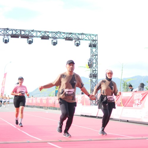 Race photo from KEDIRI HALF MARATHON 2026