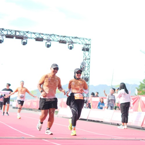 Race photo from KEDIRI HALF MARATHON 2026