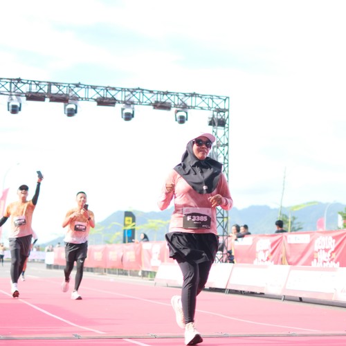 Race photo from KEDIRI HALF MARATHON 2026