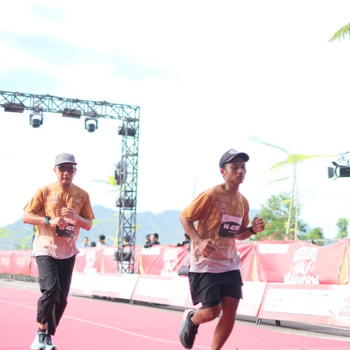 Race photo from KEDIRI HALF MARATHON 2026