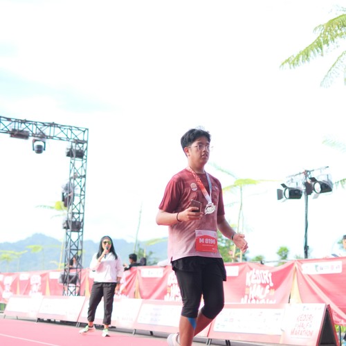 Race photo from KEDIRI HALF MARATHON 2026