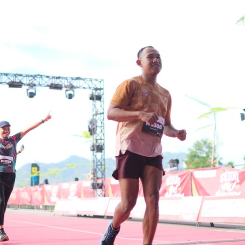 Race photo from KEDIRI HALF MARATHON 2026