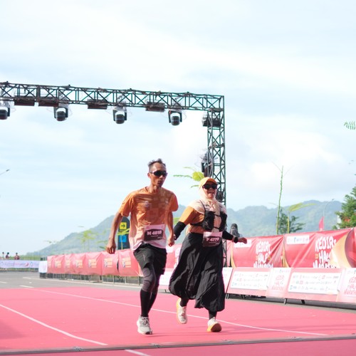 Race photo from KEDIRI HALF MARATHON 2026