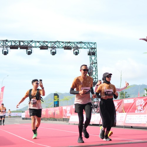 Race photo from KEDIRI HALF MARATHON 2026